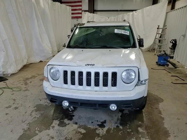 2014 Jeep Liberty (Patriot) - Image 12