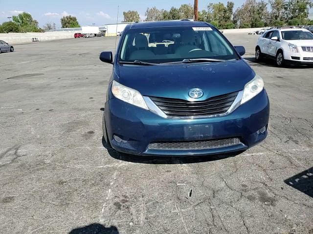 5TDKK3DCXBS136175 2011 Toyota Sienna Le