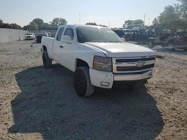 2008 Chevrolet Silverado K1500 VIN: 2GCEK19J381114897 Lot: 71279704