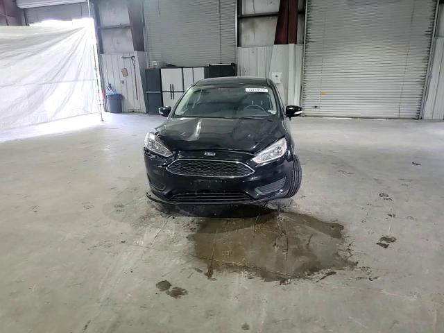 2016 Ford Focus Se VIN: 1FADP3F2XGL215083 Lot: 72719174