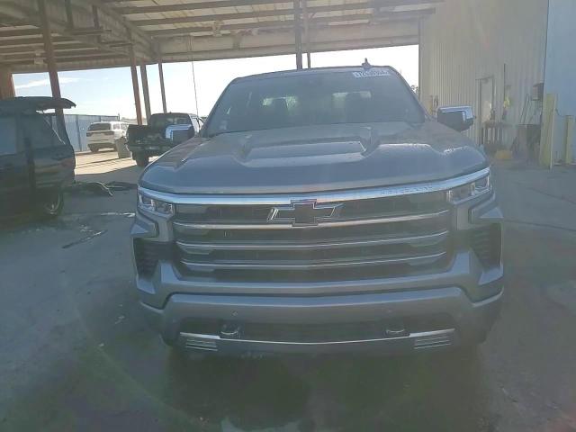 2024 Chevrolet Silverado K1500 High Country VIN: 1GCUDJE87RZ323240 Lot: 72530304