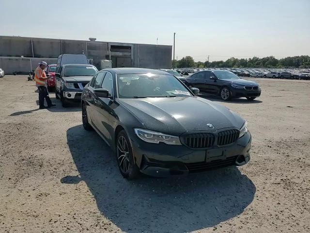 2019 BMW 330Xi VIN: 3MW5R7J52K8B02100 Lot: 70828024