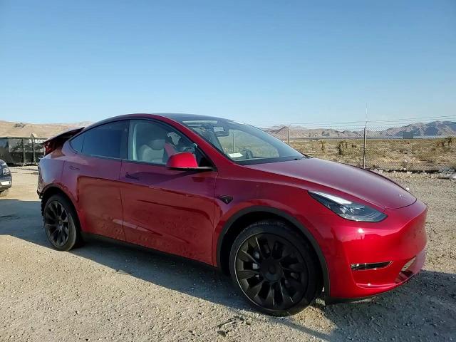 2024 Tesla Model Y VIN: 7SAYGDEE6RA230358 Lot: 69702184