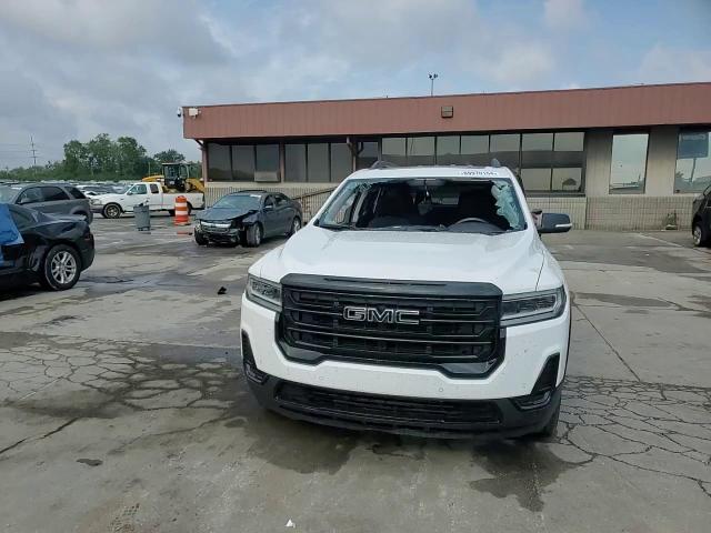2022 GMC Acadia - Image 12