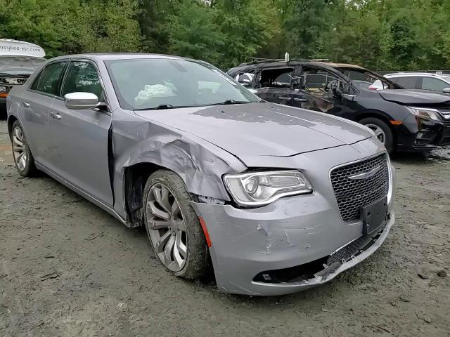 2C3CCAEG9HH582272 2017 Chrysler 300C