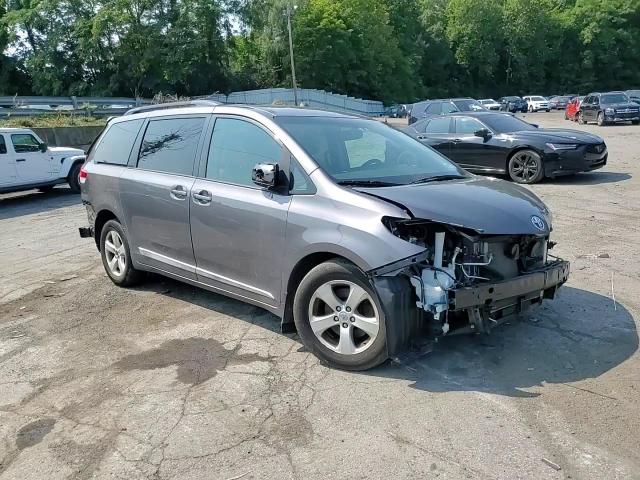 5TDKZ3DC4HS879788 2017 Toyota Sienna Le