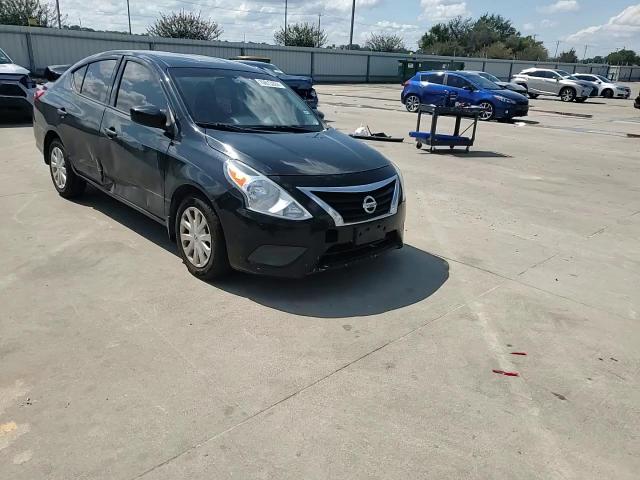 2017 Nissan Versa S VIN: 3N1CN7APXHL822762 Lot: 70673024