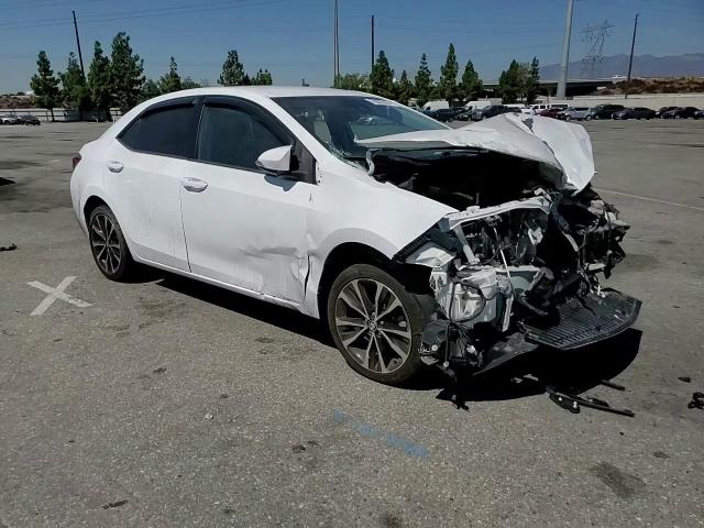 2018 Toyota Corolla L VIN: 5YFBURHE2JP789664 Lot: 70307454