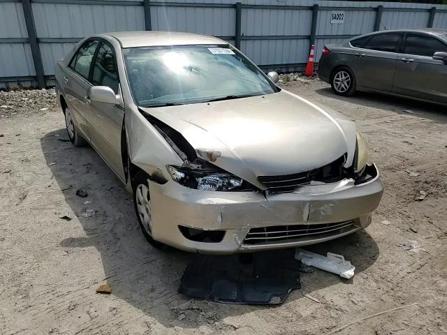 4T1BE32KX4U833342 2004 Toyota Camry Le