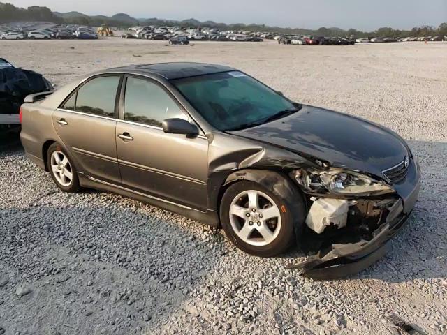 4T1BE32KX4U909853 2004 Toyota Camry Le