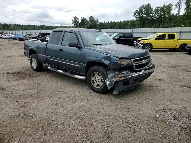 2006 Chevrolet Silverado K1500 VIN: 1GCEK19B26Z184081 Lot: 68371704