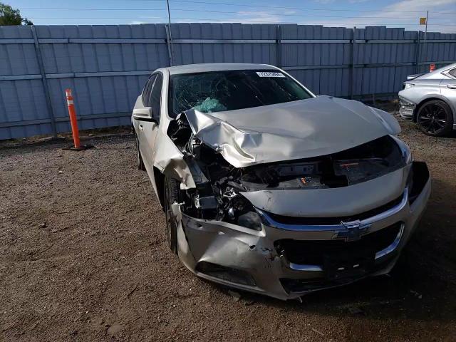 2016 Chevrolet Malibu - Image 11