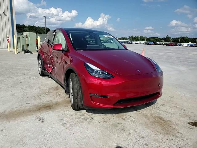 2024 Tesla Model Y VIN: 7SAYGDEE7RA255513 Lot: 72548364