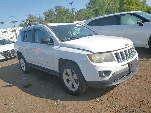 2014 Jeep Compass Sport VIN: 1C4NJCBB6ED865512 Lot: 71566394