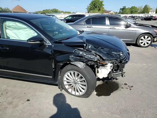 1VWBT7A32GC012657 2016 Volkswagen Passat Se