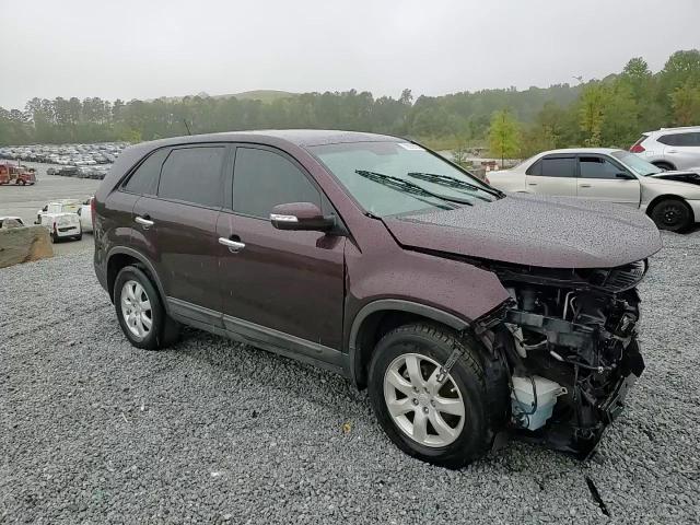 2011 Kia Sorento Base VIN: 5XYKT3A10BG175208 Lot: 72959024