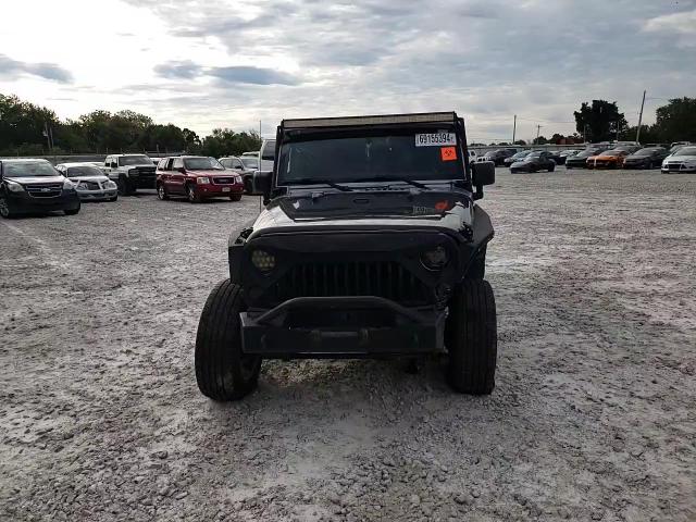 2014 Jeep Wrangler Unlimited Sport VIN: 1C4BJWDG6EL319568 Lot: 69155394