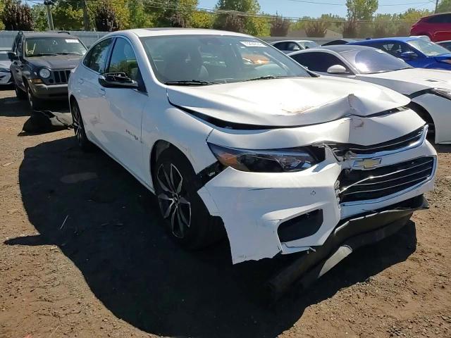 1G1ZD5STXJF260400 2018 Chevrolet Malibu Lt