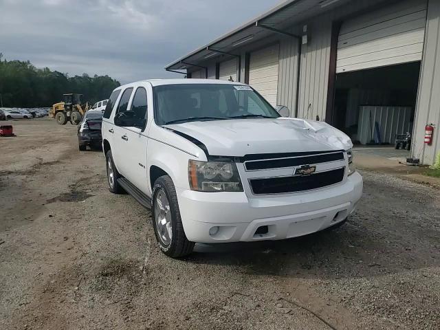 2007 Chevrolet Tahoe C1500 VIN: 1GNFC13J77J128517 Lot: 70391524