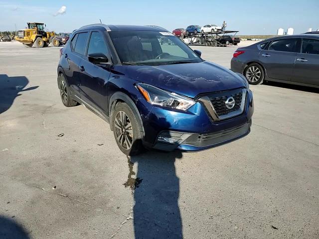 2019 Nissan Kicks S VIN: 3N1CP5CUXKL558600 Lot: 72721964