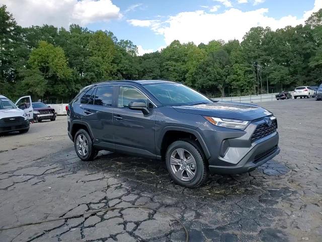 2024 Toyota Rav4 Le VIN: JTMLWRFV7RD242812 Lot: 72152964