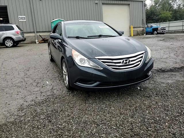 5NPEB4ACXBH076251 2011 Hyundai Sonata Gls