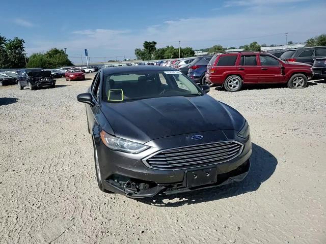 2017 Ford Fusion S VIN: 3FA6P0G78HR231092 Lot: 72439214