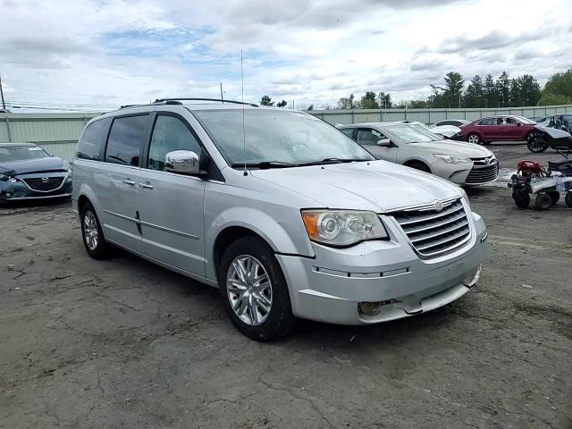 2A8HR64X28R646301 2008 Chrysler Town & Country Limited