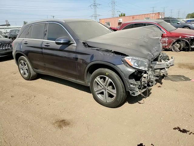 WDC0G4KB3HF263345 2017 Mercedes-Benz Glc 300 4Matic