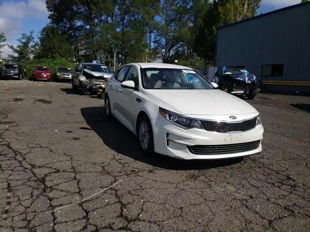 2016 Kia Optima - Image 11
