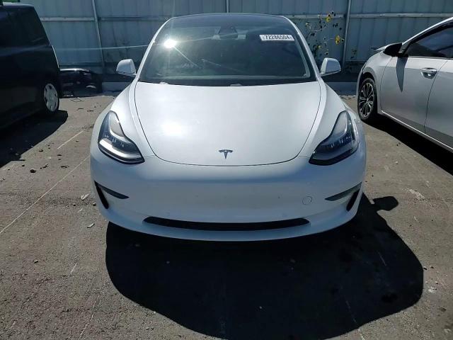 2019 Tesla Model 3 VIN: 5YJ3E1EB3KF493840 Lot: 72286504