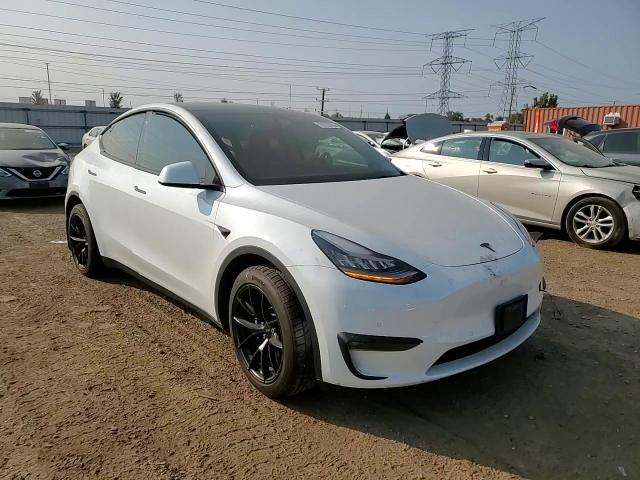 2021 Tesla Model Y VIN: 5YJYGDEE3MF138956 Lot: 71153864