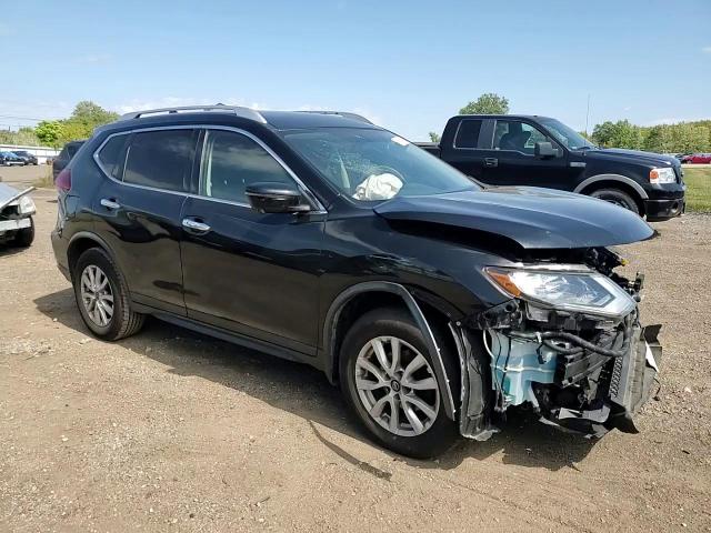 2018 Nissan Rogue S VIN: KNMAT2MV3JP557832 Lot: 70904654