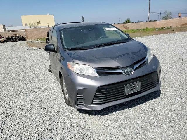 2018 Toyota Sienna Le VIN: 5TDKZ3DC8JS965319 Lot: 72079844