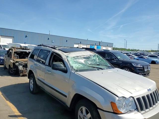 2008 Jeep Grand Cherokee Laredo VIN: 1J8GR48K98C126944 Lot: 69633914