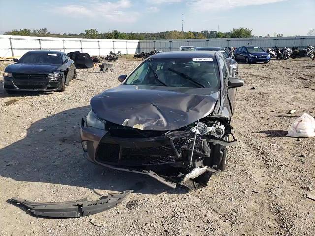 2016 Toyota Camry - Image 11
