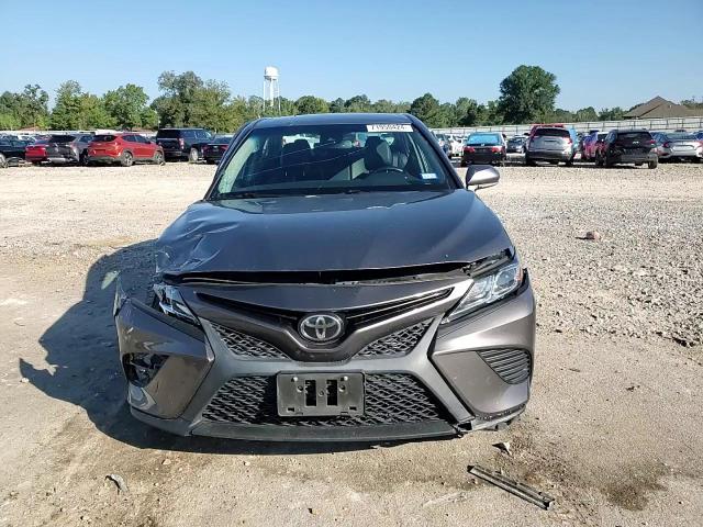 4T1B11HKXJU056695 2018 Toyota Camry L