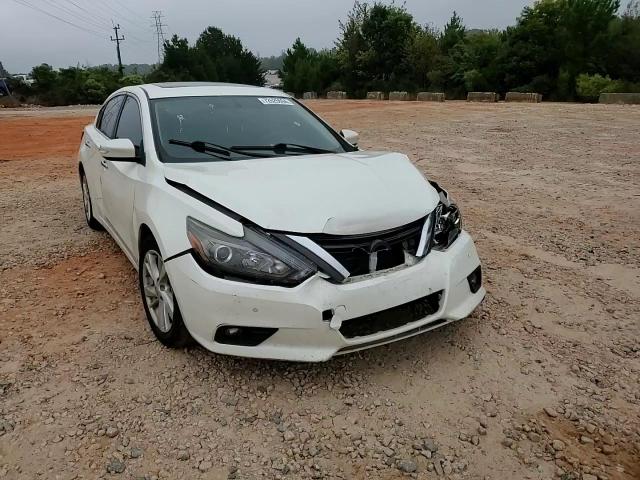 2017 Nissan Altima 3.5Sl VIN: 1N4BL3AP1HC119723 Lot: 72625694