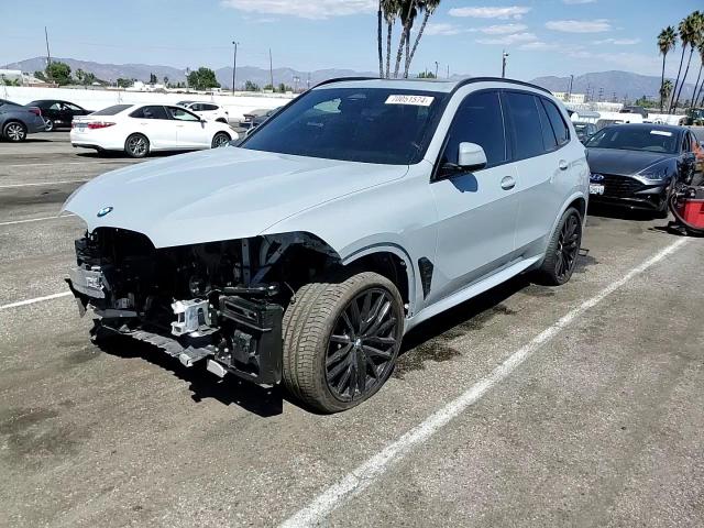 5UX13EU06R9T52848 2024 BMW X5 Sdrive 40I