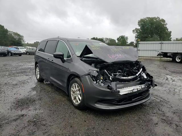 2C4RC1DG2JR131174 2018 Chrysler Pacifica Touring