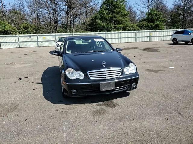 2007 Mercedes-Benz C 280 4Matic VIN: WDBRF92H97F877699 Lot: 70719474