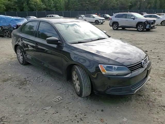 2014 Volkswagen Jetta Base VIN: 3VW2K7AJ8EM379186 Lot: 70081884