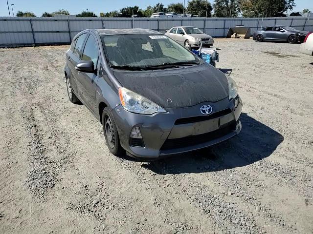 2014 Toyota Prius C VIN: JTDKDTB31E1574923 Lot: 73589294