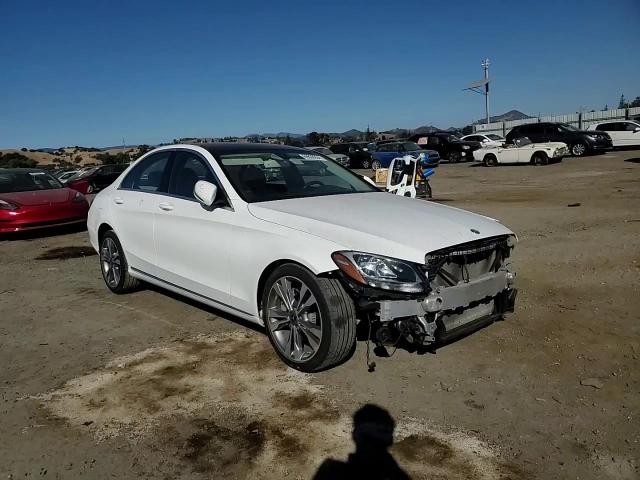 2017 Mercedes-Benz C 300 VIN: 55SWF4JB3HU220258 Lot: 69838334