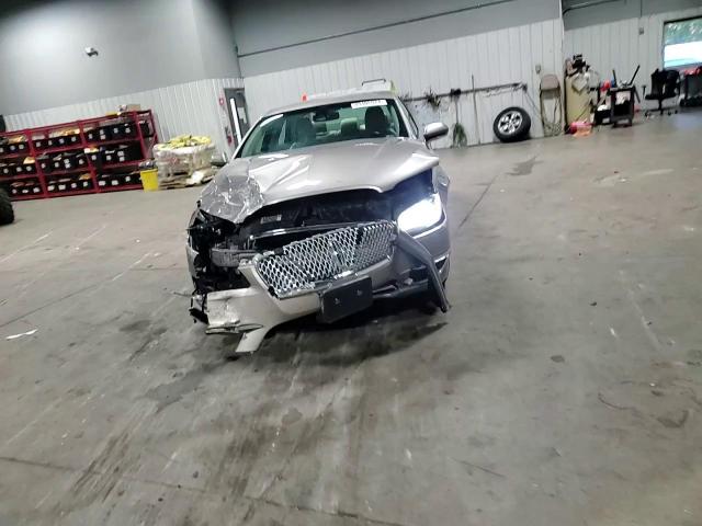 2020 Lincoln Mkz VIN: 3LN6L5B99LR608951 Lot: 73102974