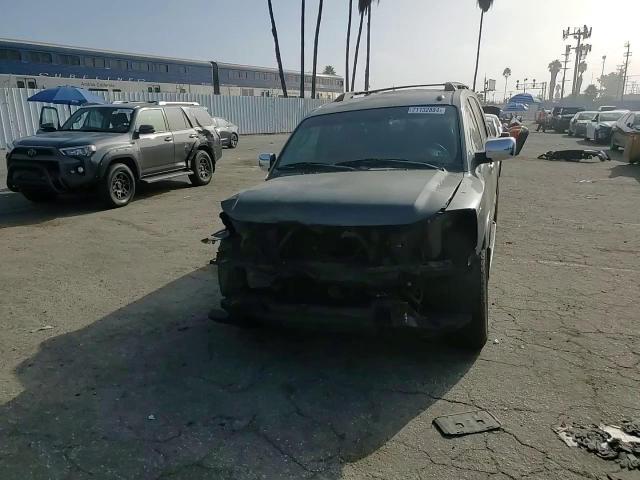 5N1AA0ND4BN606903 2011 Nissan Armada Sv