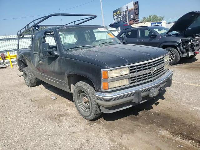 1993 Chevrolet Gmt-400 C1500 VIN: 2GCEC19KXP1146220 Lot: 70696144