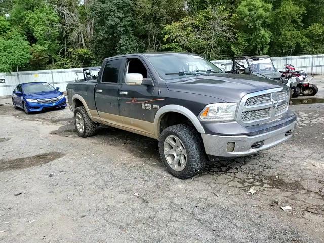 1C6RR7VTXFS600232 2015 Ram 1500 Laramie