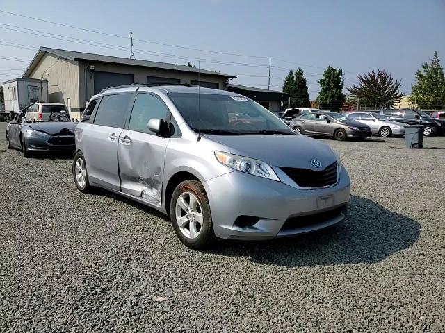 2013 Toyota Sienna Le VIN: 5TDKK3DC4DS378429 Lot: 69875674