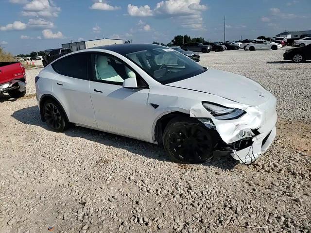 2023 Tesla Model Y VIN: 7SAYGDEE1PA147630 Lot: 71096214